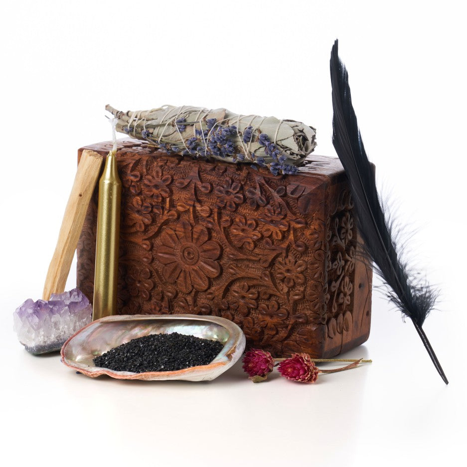 Embrace Spiritual Clarity with the Heritage Apothecary Signature Smoke Cleansing Kit - Sage, Palo Santo, Amethyst, and More!