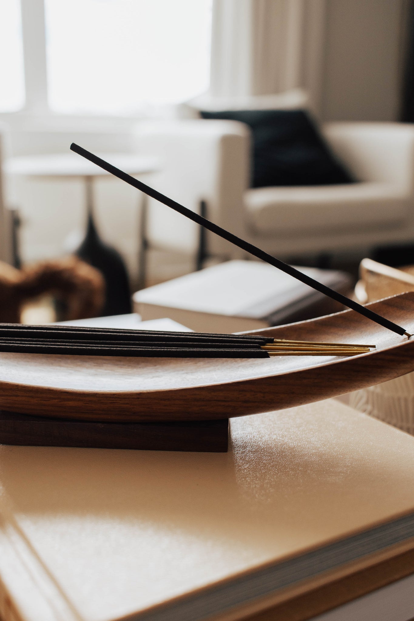 Elevate Your Incense Experience with Our Unique Rosewood Incense Holder - A Family-Crafted Masterpiece