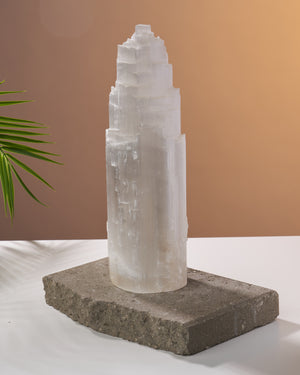 Selenite tower lamp with transformative energy. Ideal for cleansing and lighting. Included: One 14” Selenite lamp with LED light.