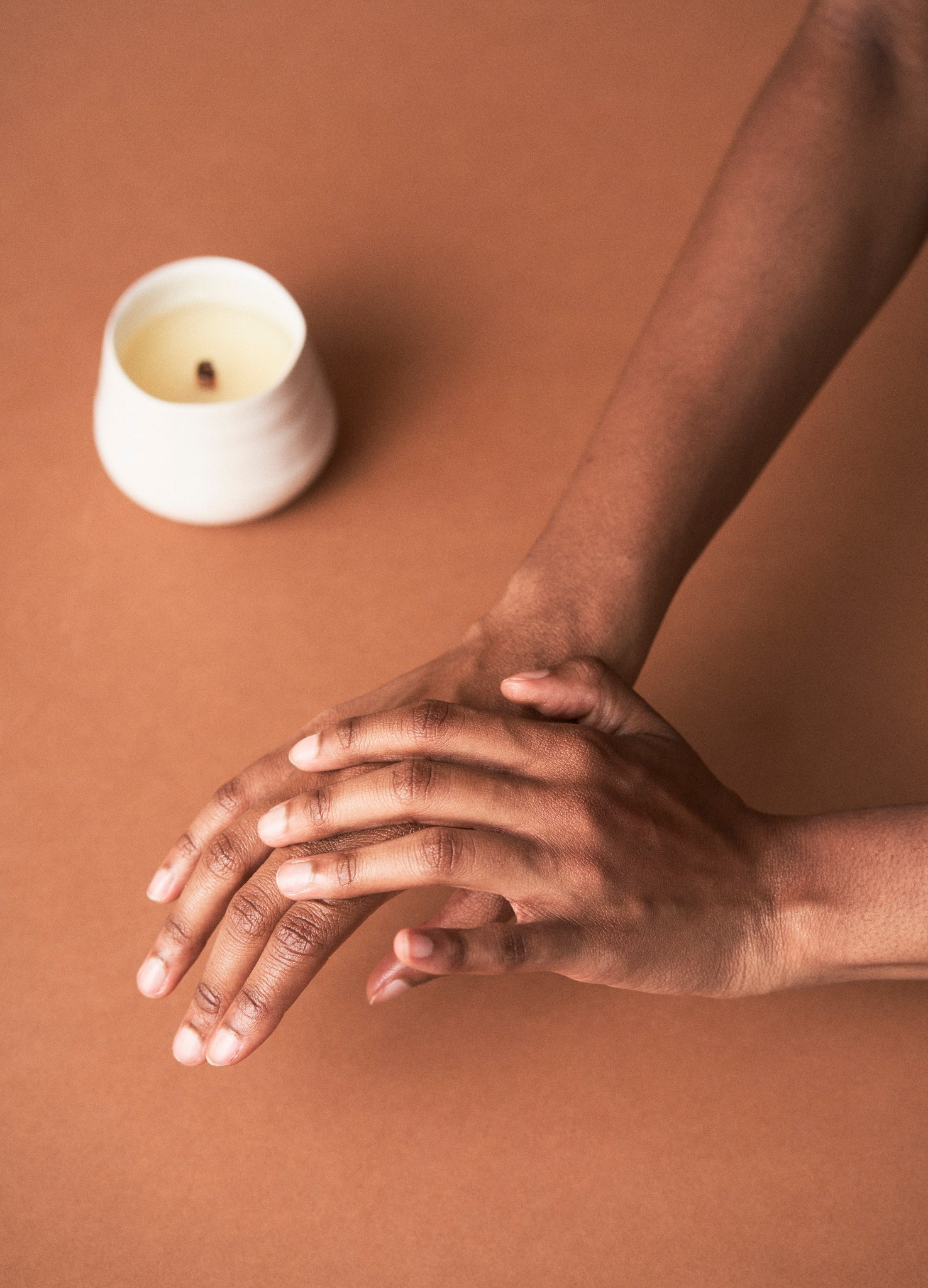 Paloma : An Aromatic Massage Oil Candle
