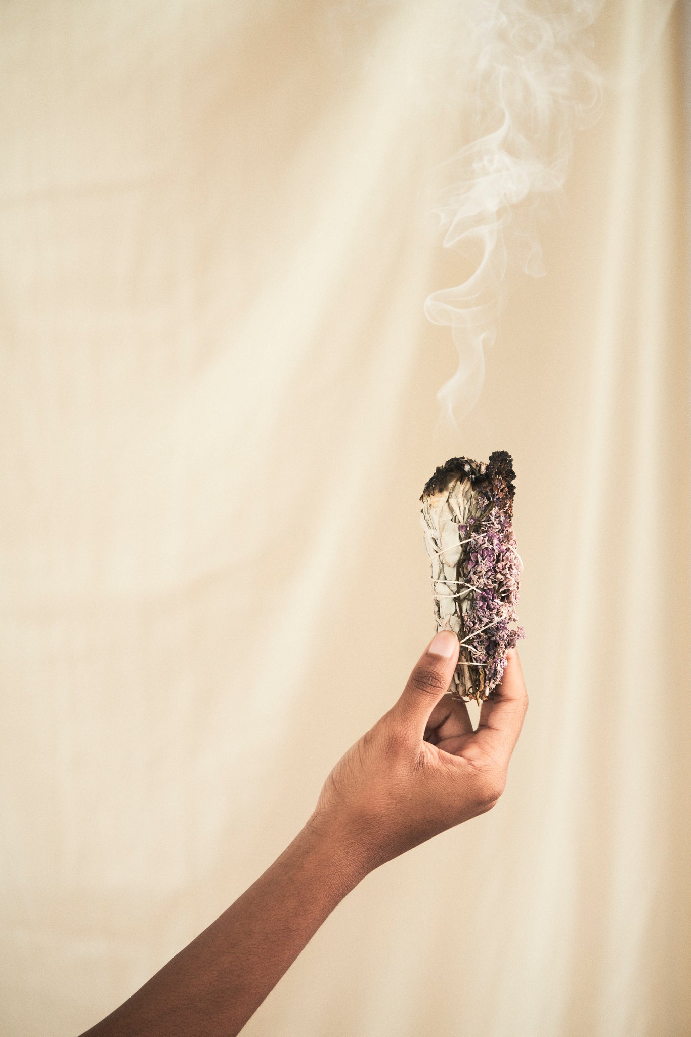 Sacred Lilac and White Sage Smudge Stick - Positivity, Mindfulness, and New Beginnings: Experience the enchanting blend of lilac and white sage with this 4-5 inch smudge stick. Perfect for attracting positive energy, fostering mindfulness, and inviting beautiful new beginnings.